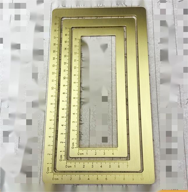Arti Brass Calligraphy Weight Set With Paper Scale