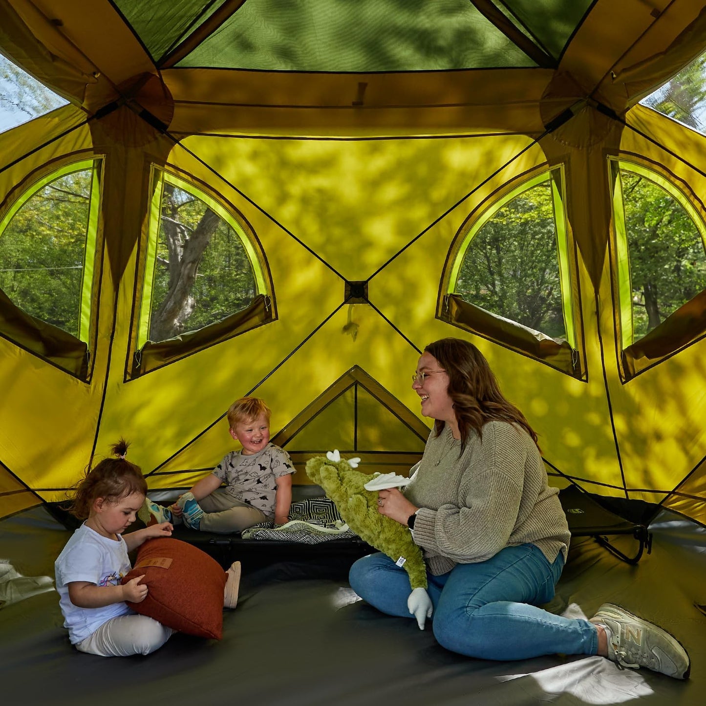 TIMBER RIDGE Camping Tent, 4/6 Person Instant Pop Up Hub Tent with 8 Windows, Easy 60 Second Setup, Weather Resistant Family Cabin Tents with Rain Fly for Camping, Outdoor Travel
