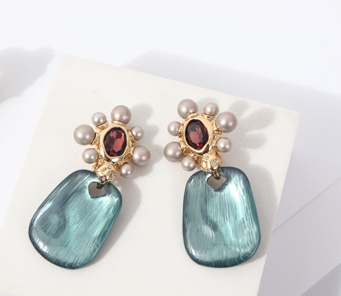 Copper Plated Ear Clip | Pearl Organic Glass
