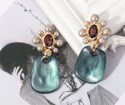 Copper Plated Ear Clip | Pearl Organic Glass