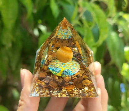 Synthetic Resin Pyramid | 5cm, 6cm, 8cm, 10cm