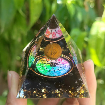 Synthetic Resin Pyramid | 5cm, 6cm, 8cm, 10cm