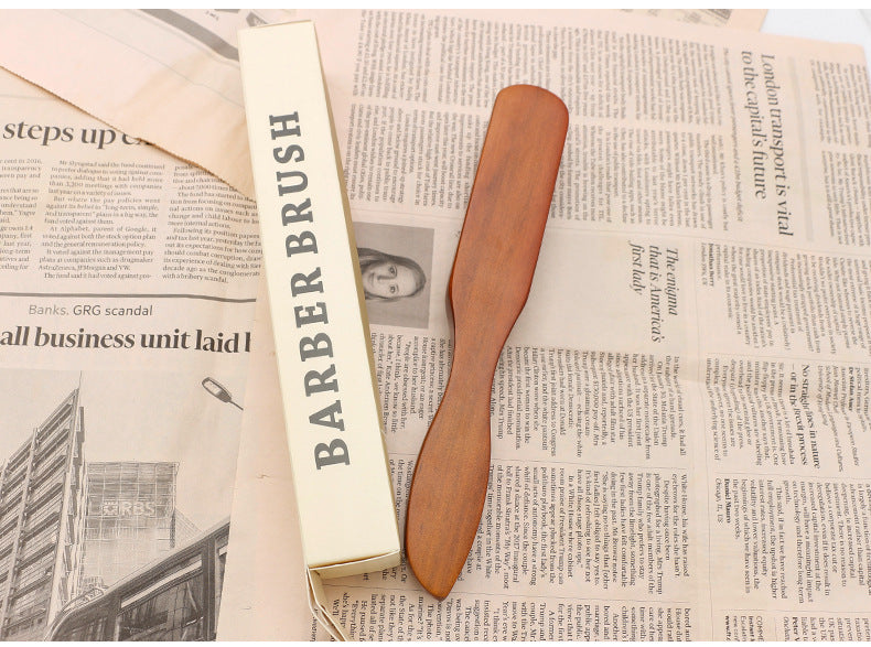 Wooden Beard Brush | Light Brown, 21cm