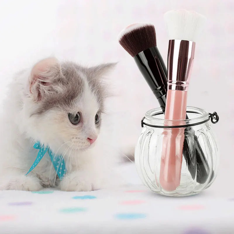 Makeup Brush | Soft Cat Paw Design, Black/Pink