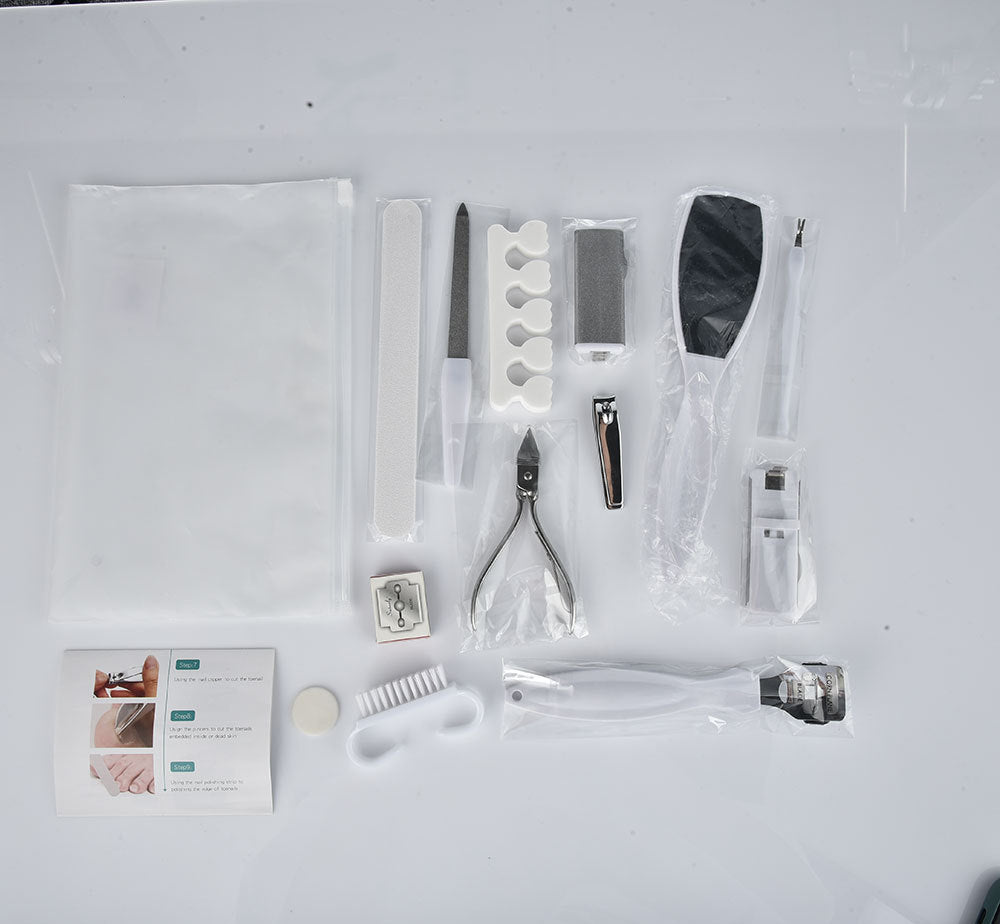 Foot Exfoliation Tool Set | 22-Piece, White