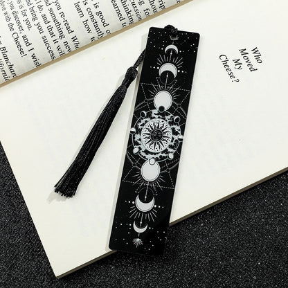 Creative Skull Pattern Acrylic Tassel Reading Decoration Bookmark
